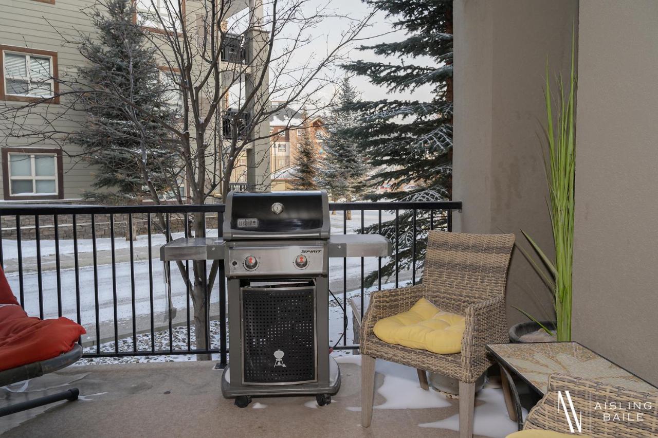 Rustic Modern 2 Bed 2 Bath With Lakeview Pool And Hot Tub Invermere Eksteriør bilde