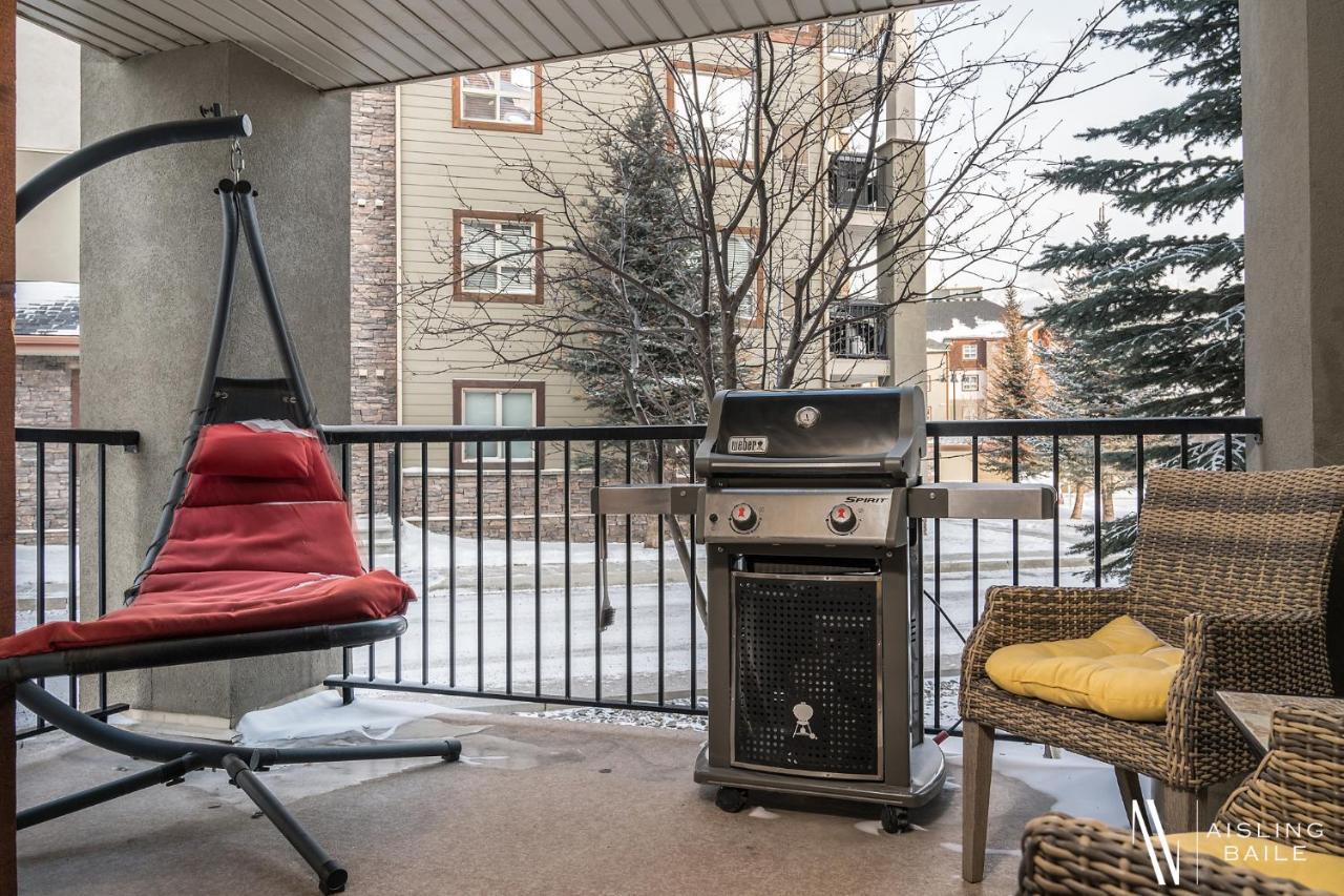 Rustic Modern 2 Bed 2 Bath With Lakeview Pool And Hot Tub Invermere Eksteriør bilde
