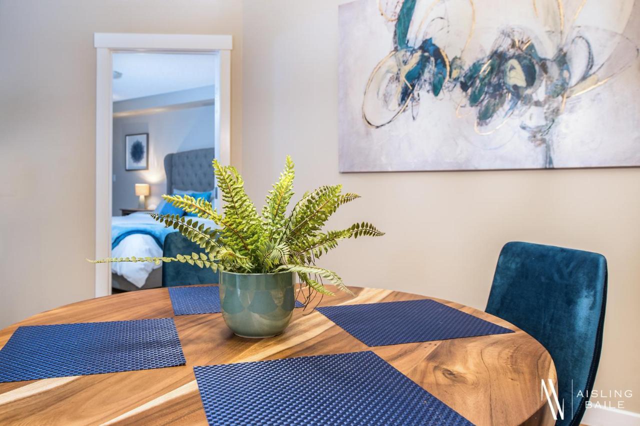 Rustic Modern 2 Bed 2 Bath With Lakeview Pool And Hot Tub Invermere Eksteriør bilde